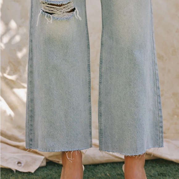 KanCan Ryland Ultra High Rise 90's Skater Jeans - Picture 6 of 9